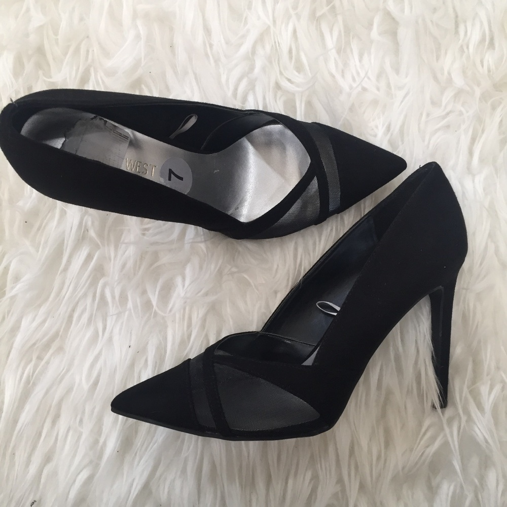 Black heels size 7